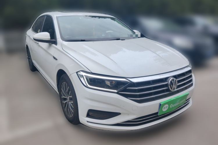 Used Volkswagen Sagitar 2021 200TSI DSG Comfort Connect Edition Front Right 45 Deg