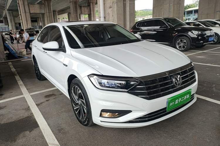 Used Volkswagen Sagitar 2021 280TSI DSG Excellence Edition Front Right 45 Deg