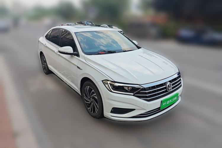 Used Volkswagen Sagitar 2021 280TSI DSG Comfort Connect Edition Front Right 45 Deg