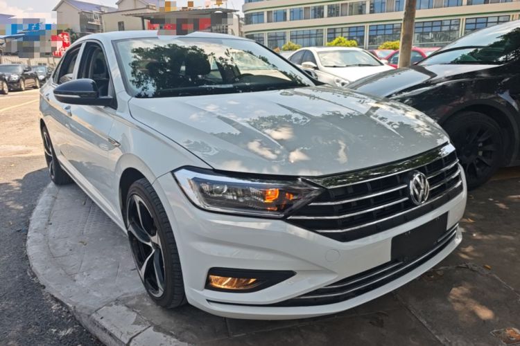 Used Volkswagen Sagitar 2021 280TSI DSG Comfort Connect Edition Front Right 45 Deg