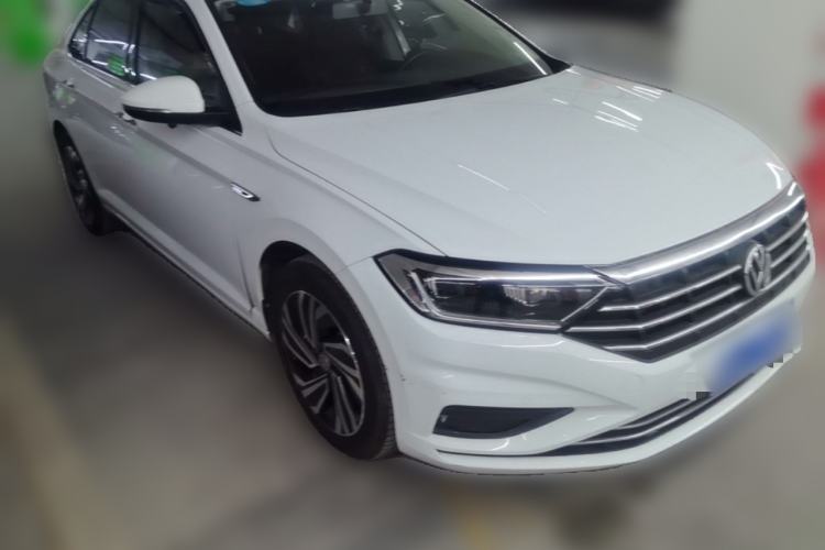 Used Volkswagen Sagitar 2021 280TSI DSG Excellence Edition Front Right 45 Deg