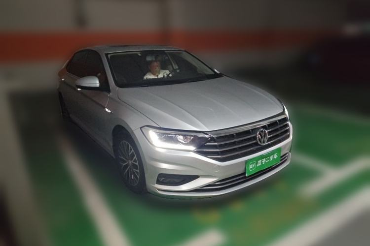 Used Volkswagen Sagitar 2021 280TSI DSG Comfort Connect Edition Front Right 45 Deg