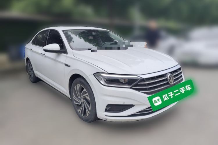 Used Volkswagen Sagitar 2021 280TSI DSG Luxury Smart Connectivity Edition Front Right 45 Deg