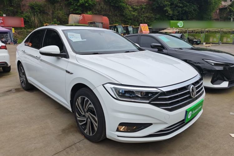 Used Volkswagen Sagitar 2021 200TSI DSG Excellence Edition Front Right 45 Deg