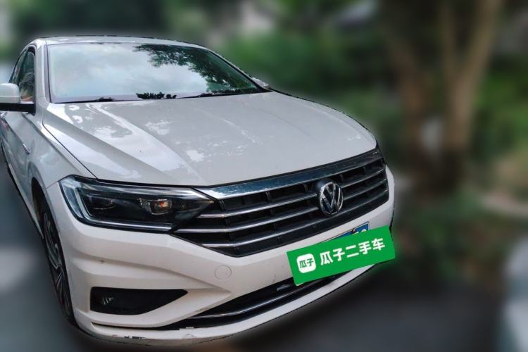 Used Volkswagen Sagitar 2021 280TSI DSG Excellence Edition Front Right 45 Deg