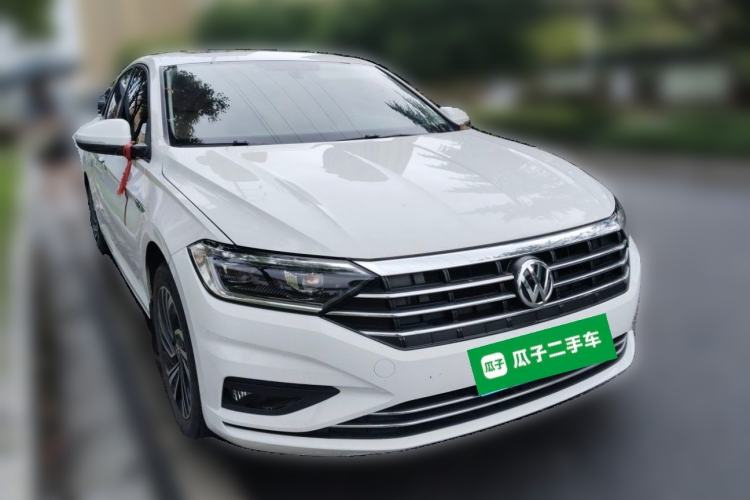 Used Volkswagen Sagitar 2021 280TSI DSG 30th Anniversary Edition Front Right 45 Deg