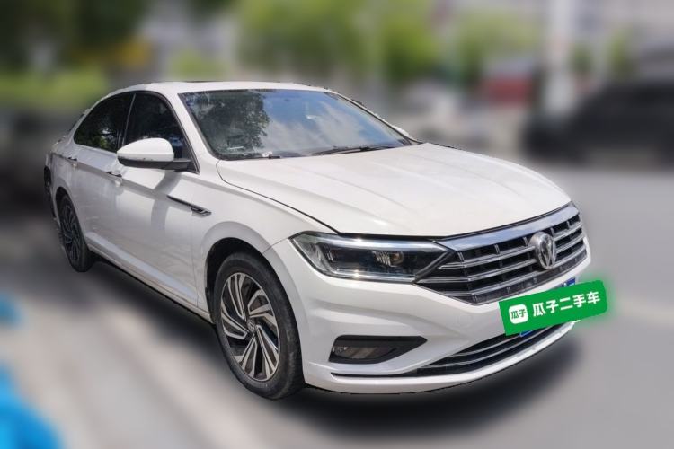 Used Volkswagen Sagitar 2021 200TSI DSG Excellence Edition Front Right 45 Deg