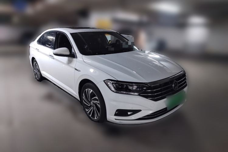 Used Volkswagen Sagitar 2021 280TSI DSG Luxury Smart Connectivity Edition Front Right 45 Deg