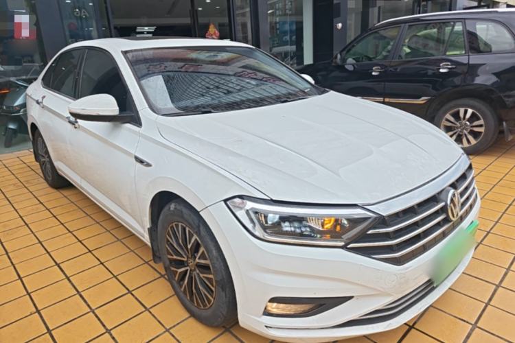 Used Volkswagen Sagitar 2021 280TSI DSG Comfort Connect Edition Front Right 45 Deg