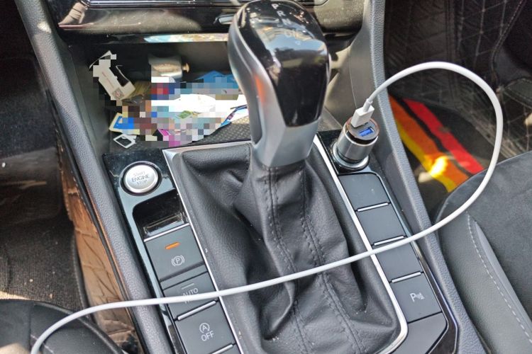 Used Volkswagen Sagitar 2021 280TSI DSG Excellence Edition Gear Lever