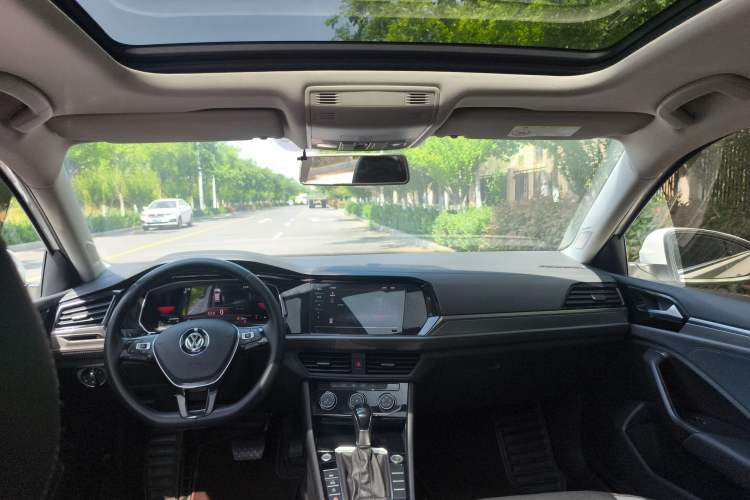 Used Volkswagen Sagitar 2021 280TSI DSG 30th Anniversary Edition Headliner