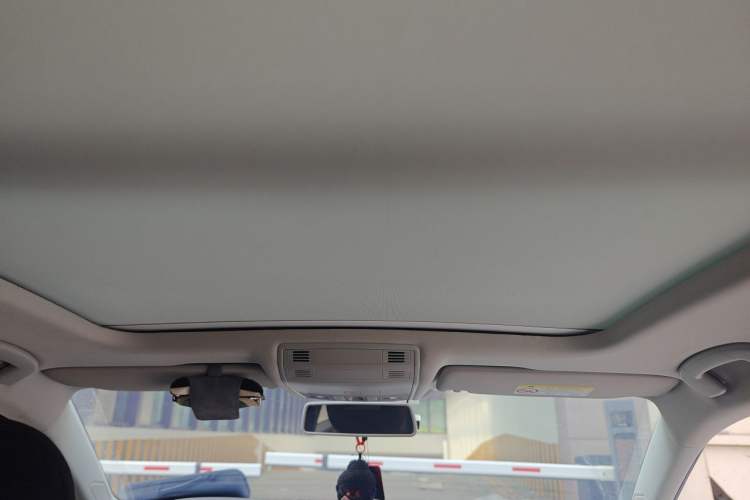 Used Volkswagen Sagitar 2021 200TSI DSG Comfort Connect Edition Headliner