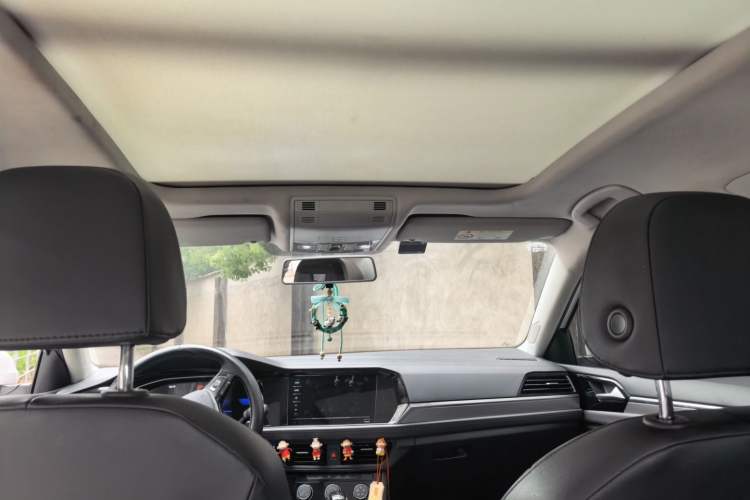 Used Volkswagen Sagitar 2021 280TSI DSG Comfort Connect Edition Headliner