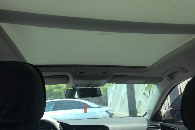 Used Volkswagen Sagitar 2021 280TSI DSG Comfort Connect Edition Headliner
