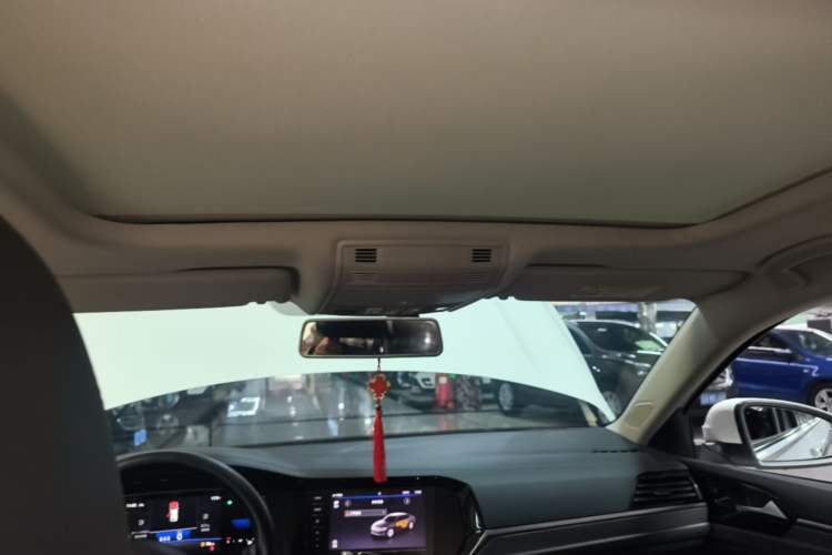 Used Volkswagen Sagitar 2021 200TSI DSG Comfort Connect Edition Headliner