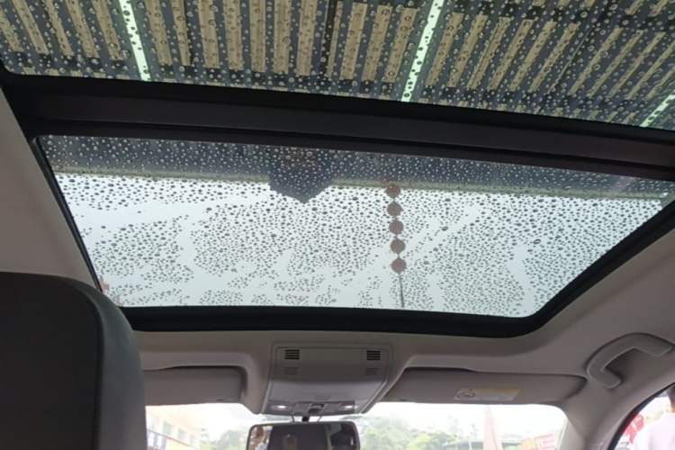 Used Volkswagen Sagitar 2021 280TSI DSG Comfort Connect Edition Headliner