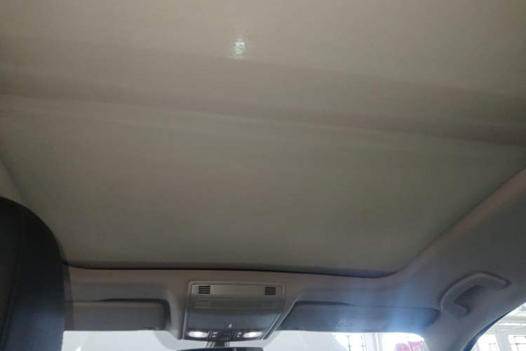 Used Volkswagen Sagitar 2021 280TSI DSG Luxury Smart Connectivity Edition Headliner