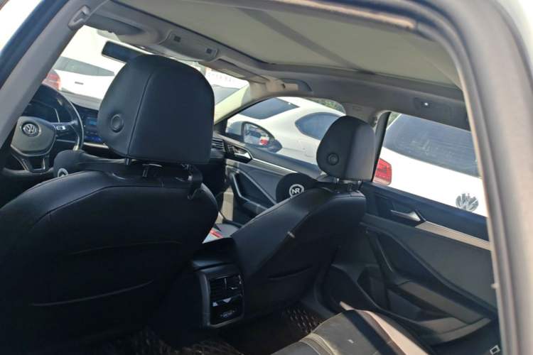 Used Volkswagen Sagitar 2021 280TSI DSG Comfort Connect Edition Headliner