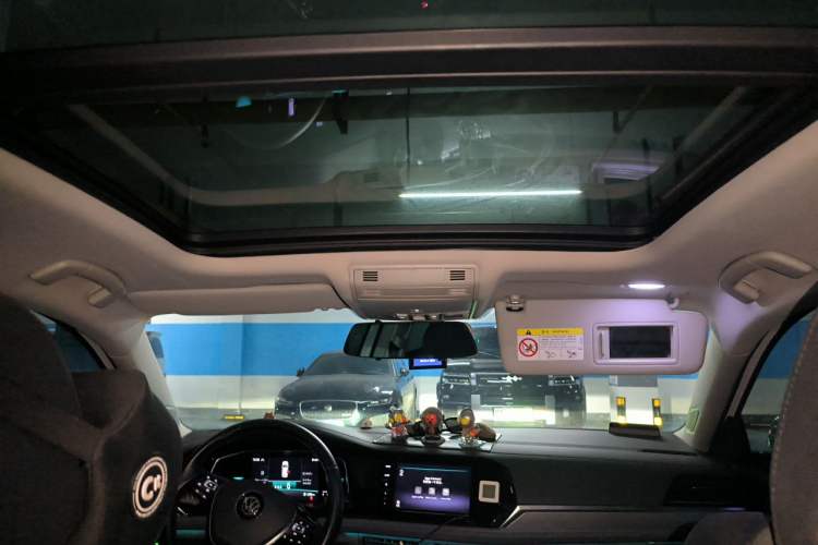 Used Volkswagen Sagitar 2021 200TSI DSG Comfort Connect Edition Headliner