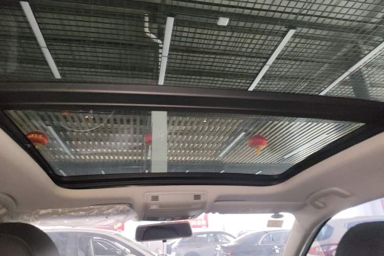 Used Volkswagen Sagitar 2021 280TSI DSG Comfort Connect Edition Headliner