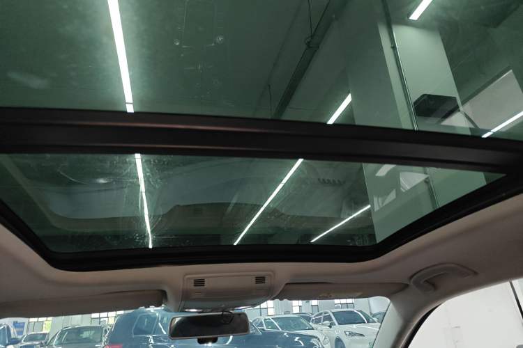 Used Volkswagen Sagitar 2021 200TSI DSG Comfort Connect Edition Headliner
