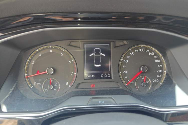 Used Volkswagen Sagitar 2021 200TSI DSG Comfort Connect Edition Instrument Cluster