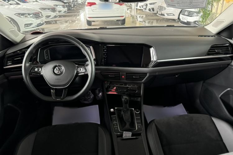 Used Volkswagen Sagitar 2021 280TSI DSG Luxury Smart Connectivity Edition Interior 1