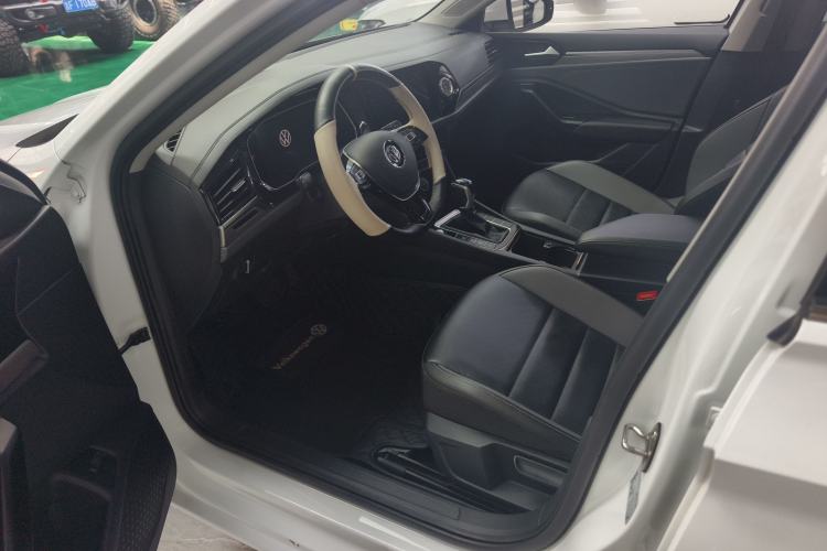 Used Volkswagen Sagitar 2021 280TSI DSG Comfort Connect Edition Interior 1