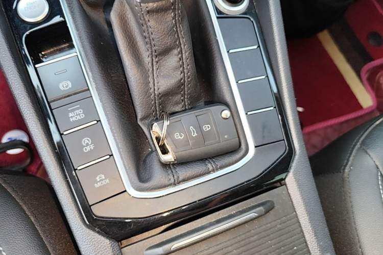 Used Volkswagen Sagitar 2021 280TSI DSG Comfort Connect Edition Interior 1