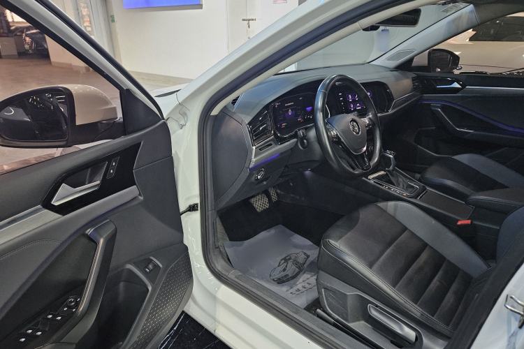 Used Volkswagen Sagitar 2021 280TSI DSG Excellence Edition Interior 1