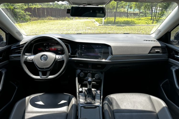 Used Volkswagen Sagitar 2021 280TSI DSG Comfort Connect Edition Interior 1
