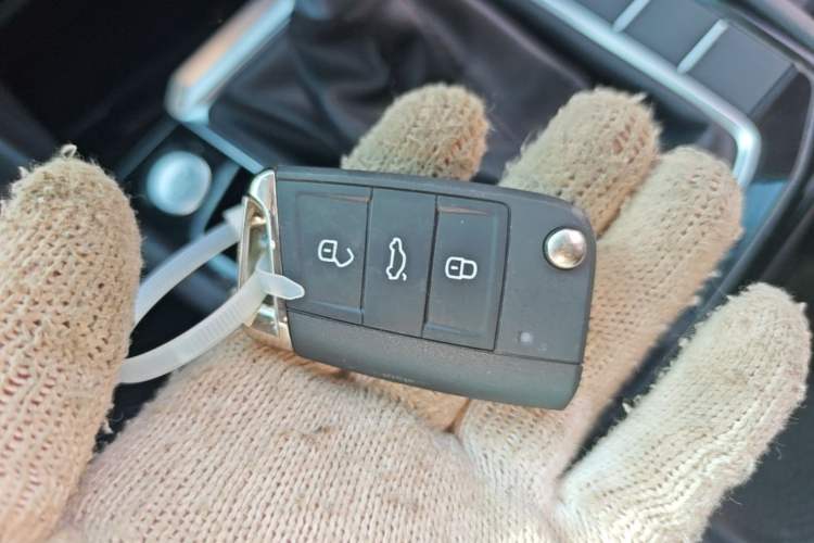 Used Volkswagen Sagitar 2021 280TSI DSG Comfort Connect Edition Interior 1