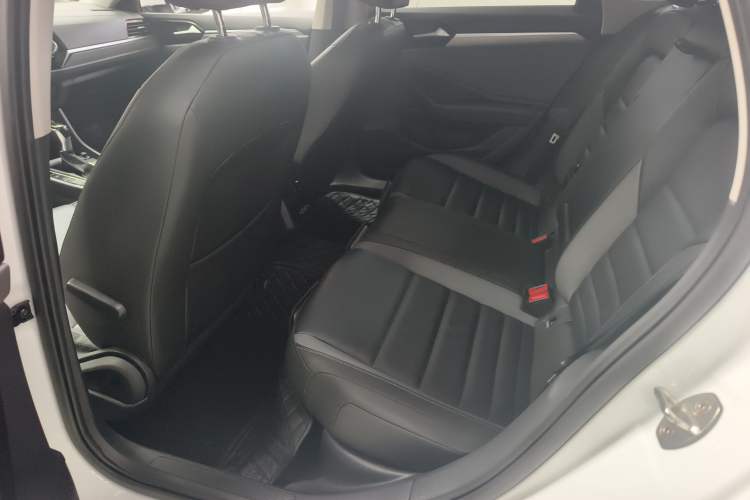 Used Volkswagen Sagitar 2021 280TSI DSG Comfort Connect Edition Interior 2