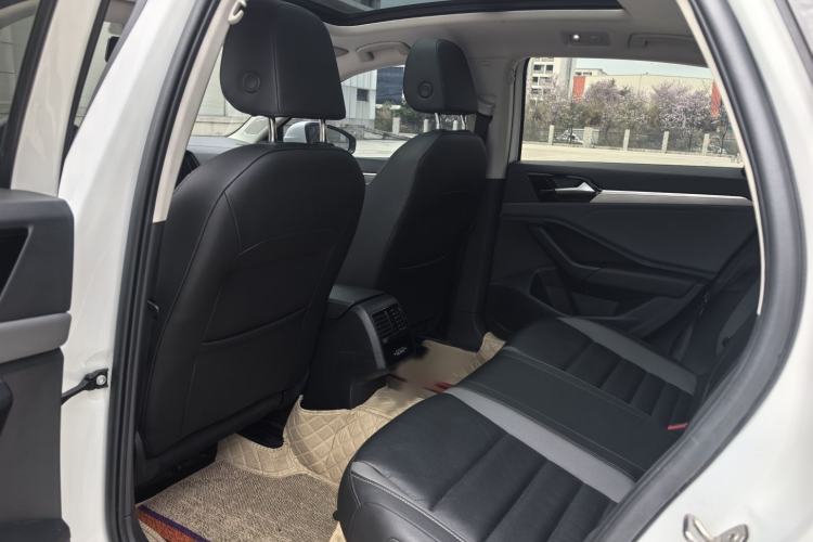 Used Volkswagen Sagitar 2021 280TSI DSG Comfort Connect Edition Interior 2