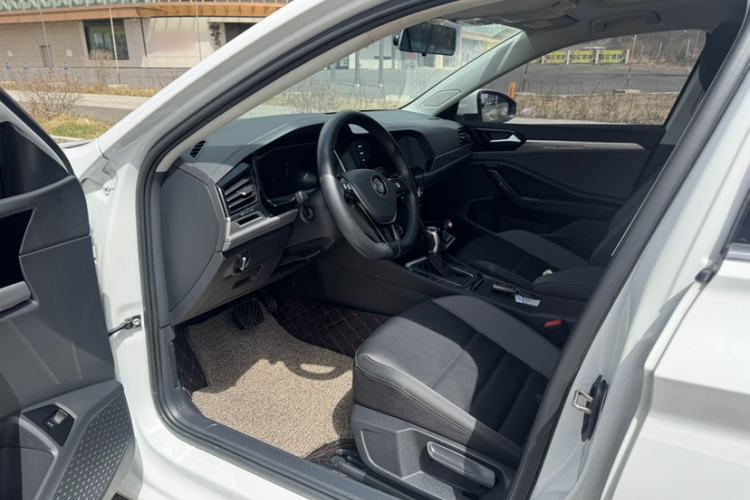 Used Volkswagen Sagitar 2021 280TSI DSG Comfort Connect Edition Interior 2