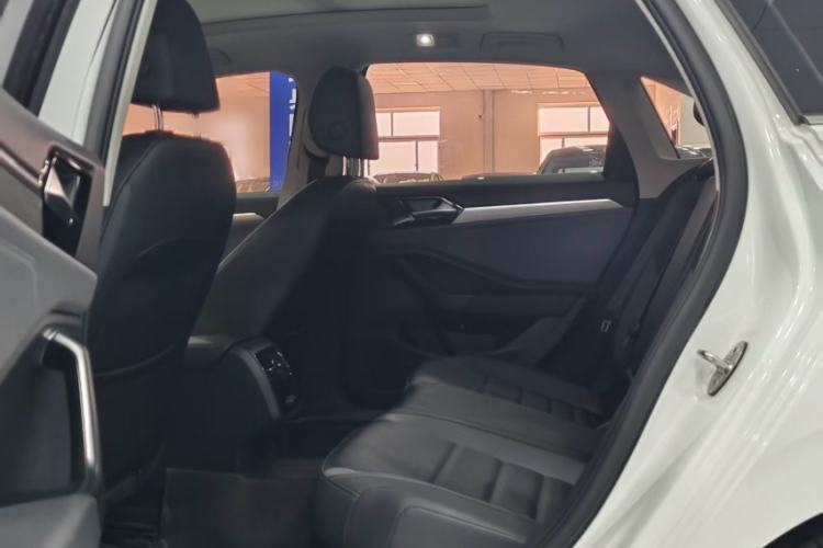 Used Volkswagen Sagitar 2021 280TSI DSG Comfort Connect Edition Interior 2