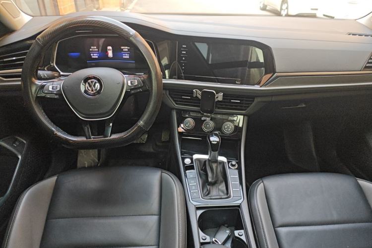 Used Volkswagen Sagitar 2021 280TSI DSG Comfort Connect Edition Interior 2