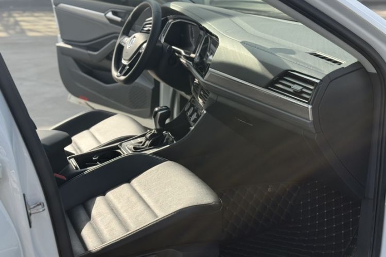 Used Volkswagen Sagitar 2021 280TSI DSG Excellence Edition Interior 3
