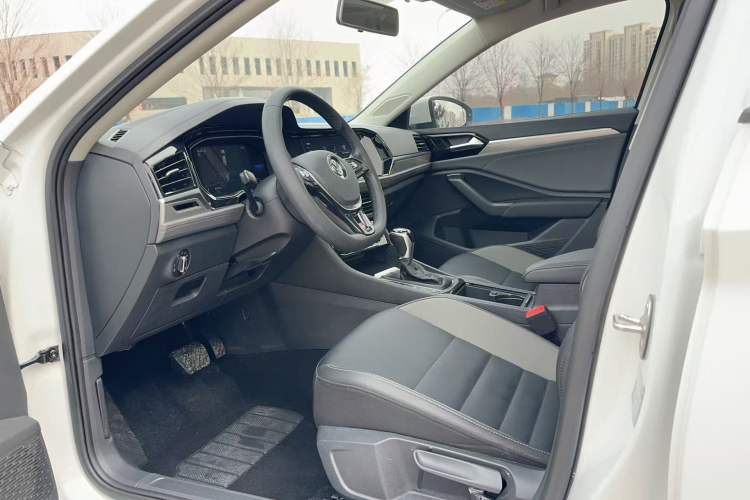 Used Volkswagen Sagitar 2021 280TSI DSG Excellence Edition Interior 3