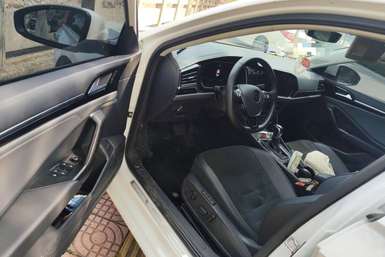 Used Volkswagen Sagitar 2021 280TSI DSG Luxury Smart Connectivity Edition Interior 3