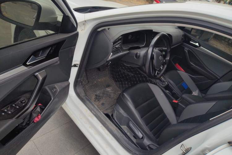 Used Volkswagen Sagitar 2021 200TSI DSG Comfort Connect Edition Interior 3