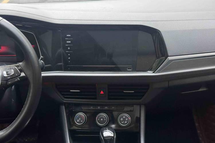 Used Volkswagen Sagitar 2021 280TSI DSG Comfort Connect Edition Interior 4
