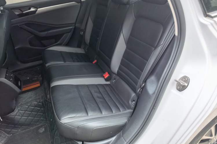 Used Volkswagen Sagitar 2021 280TSI DSG Comfort Connect Edition Interior 4