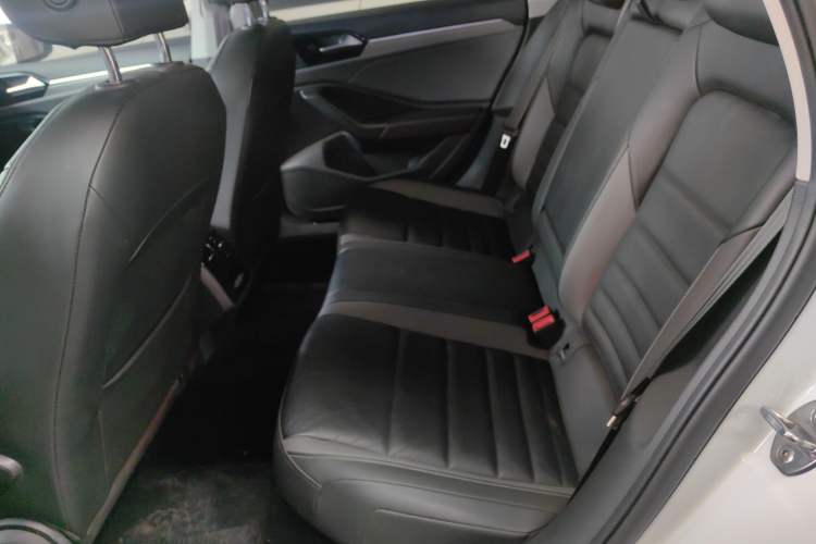 Used Volkswagen Sagitar 2021 200TSI DSG Comfort Connect Edition Interior 4