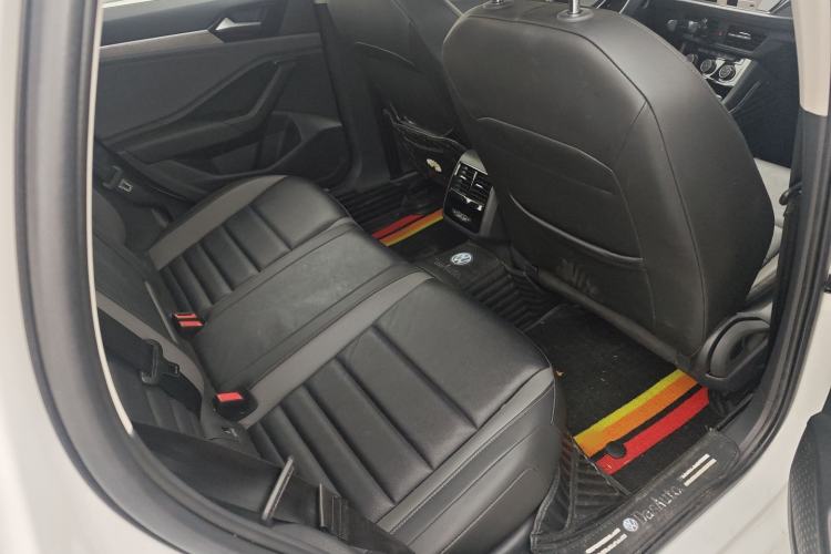 Used Volkswagen Sagitar 2021 280TSI DSG Excellence Edition Interior 4