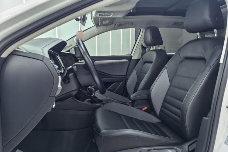 Used Volkswagen Sagitar 2021 200TSI DSG Comfort Connect Edition Interior 8