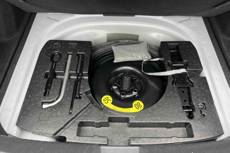 Used Volkswagen Sagitar 2021 280TSI DSG Comfort Connect Edition Interior 9