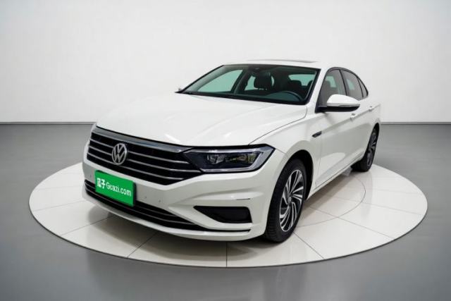 Ojetý Volkswagen Sagitar 2021 280TSI DSG Excellence Edition