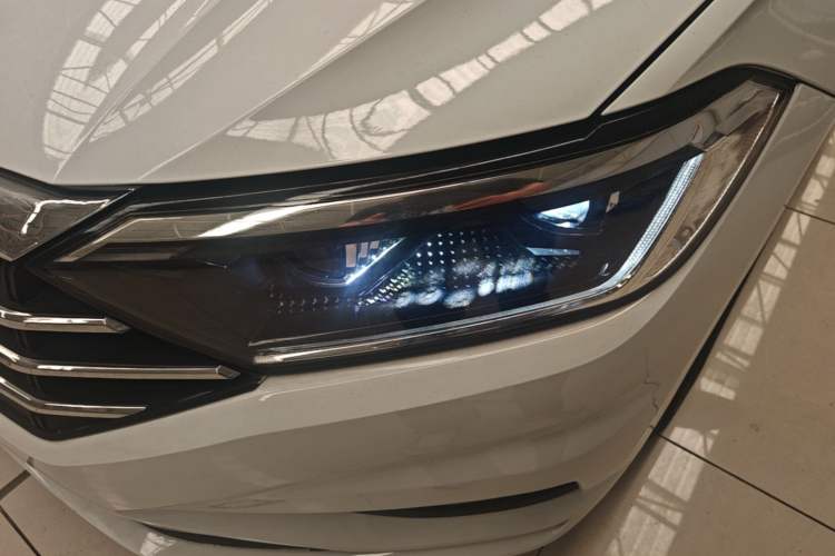 Used Volkswagen Sagitar 2021 200TSI DSG Excellence Edition Left Front Headlight