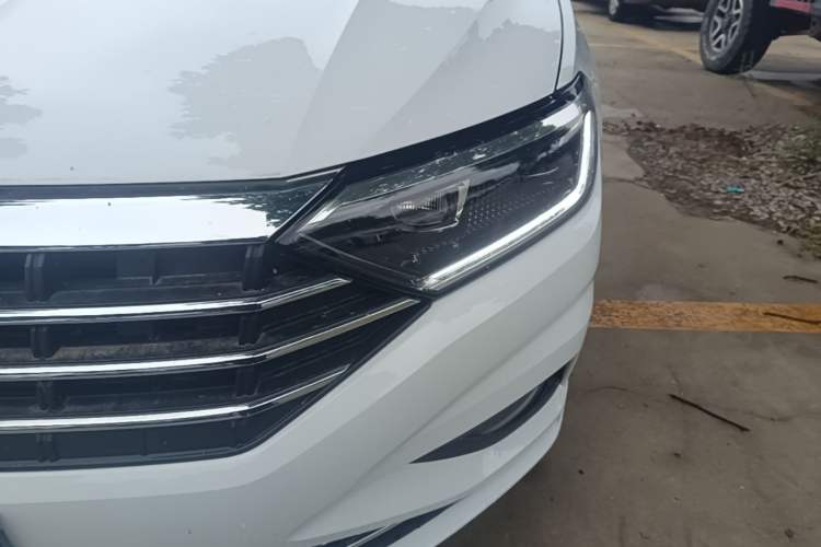 Used Volkswagen Sagitar 2021 200TSI DSG Comfort Connect Edition Left Front Headlight